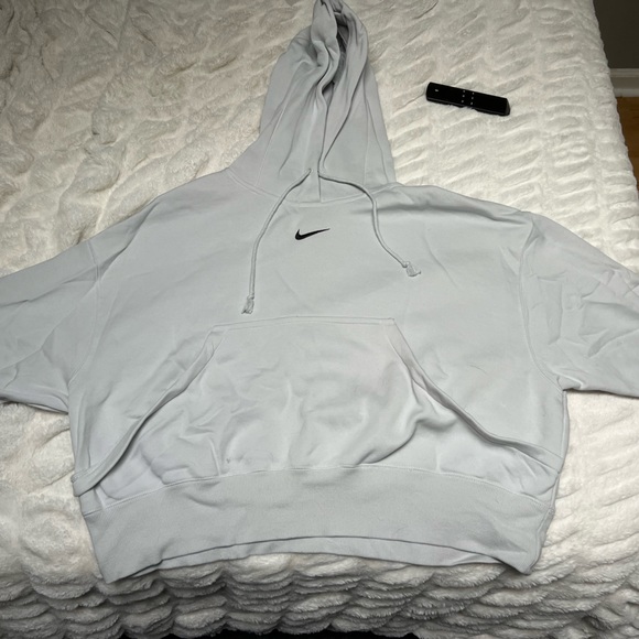 Nike Sportswear Women’s Oversized Pullover Hoodie - Picture 1 of 3